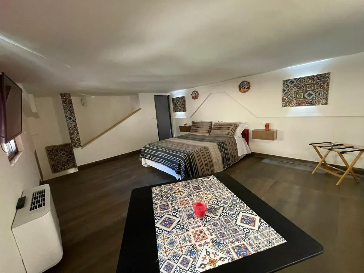 Hotel Etna Hills CTA Pensión